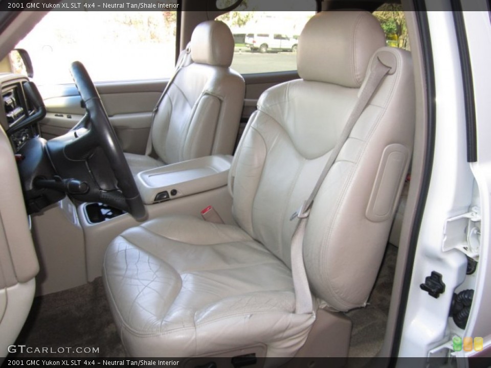 Neutral Tan/Shale Interior Photo for the 2001 GMC Yukon XL SLT 4x4 #63004046