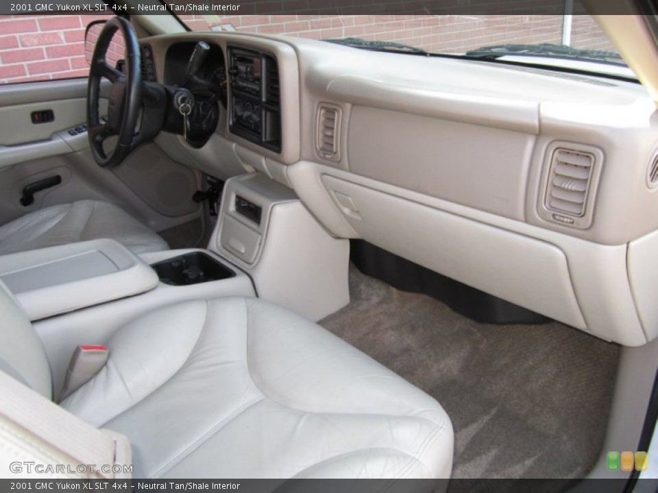 Neutral Tan/Shale Interior Dashboard for the 2001 GMC Yukon XL SLT 4x4 #63004070