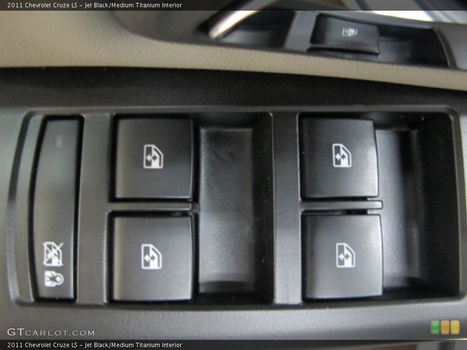 Jet Black/Medium Titanium Interior Controls for the 2011 Chevrolet Cruze LS #63009437