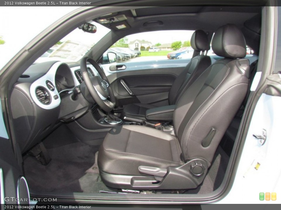 Titan Black Interior Photo for the 2012 Volkswagen Beetle 2.5L #63010391