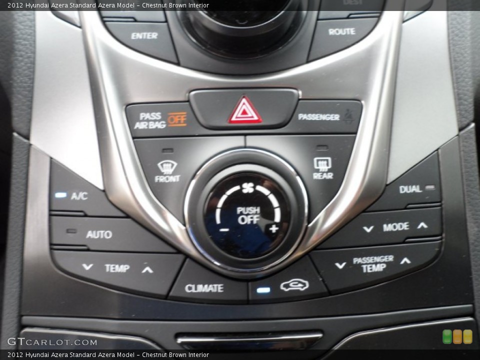Chestnut Brown Interior Controls for the 2012 Hyundai Azera  #63042547