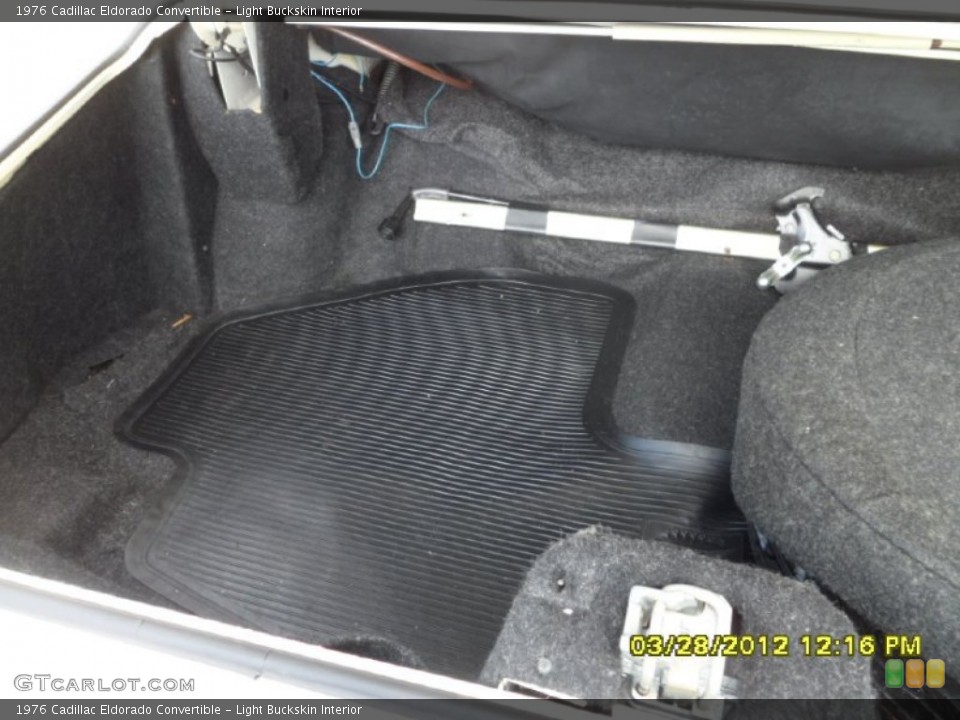Light Buckskin Interior Trunk for the 1976 Cadillac Eldorado Convertible #63066199