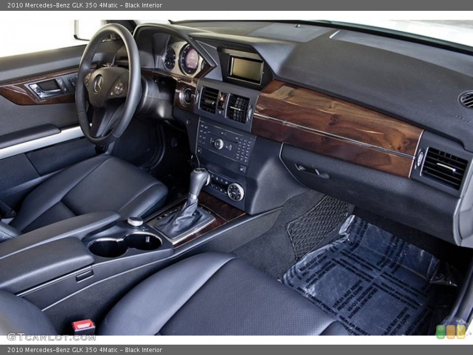 Black Interior Photo for the 2010 Mercedes-Benz GLK 350 4Matic #63067279