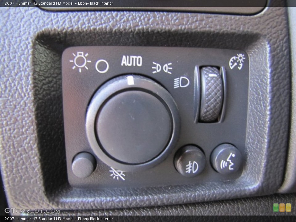 Ebony Black Interior Controls for the 2007 Hummer H3  #63067345