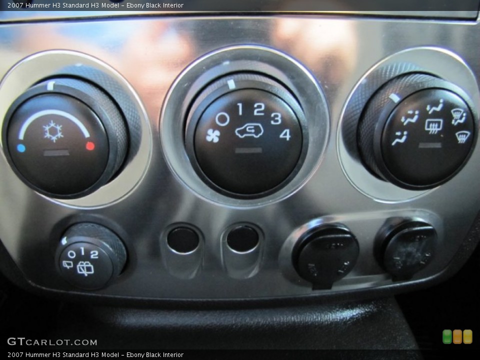 Ebony Black Interior Controls for the 2007 Hummer H3  #63067392
