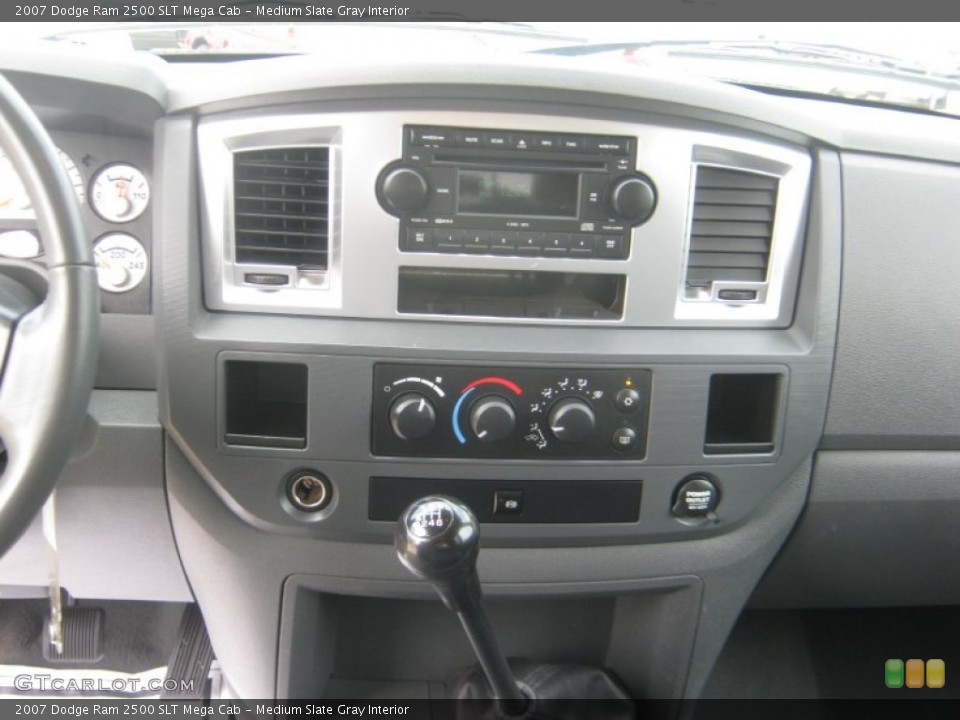 Medium Slate Gray Interior Photo for the 2007 Dodge Ram 2500 SLT Mega Cab #63087554