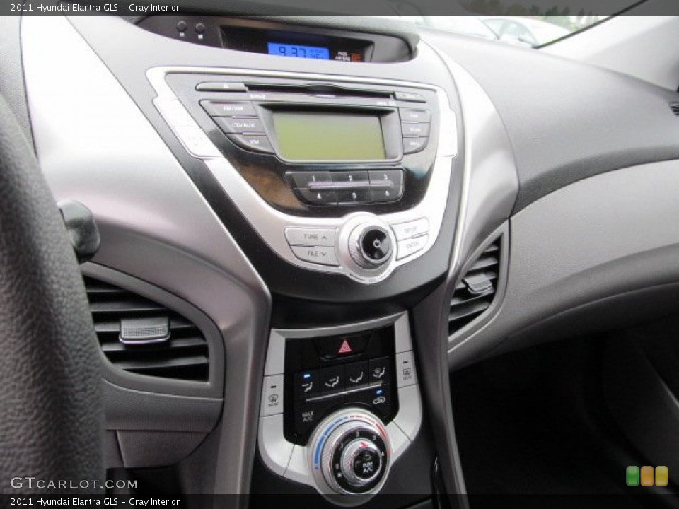 Gray Interior Controls for the 2011 Hyundai Elantra GLS #63087800