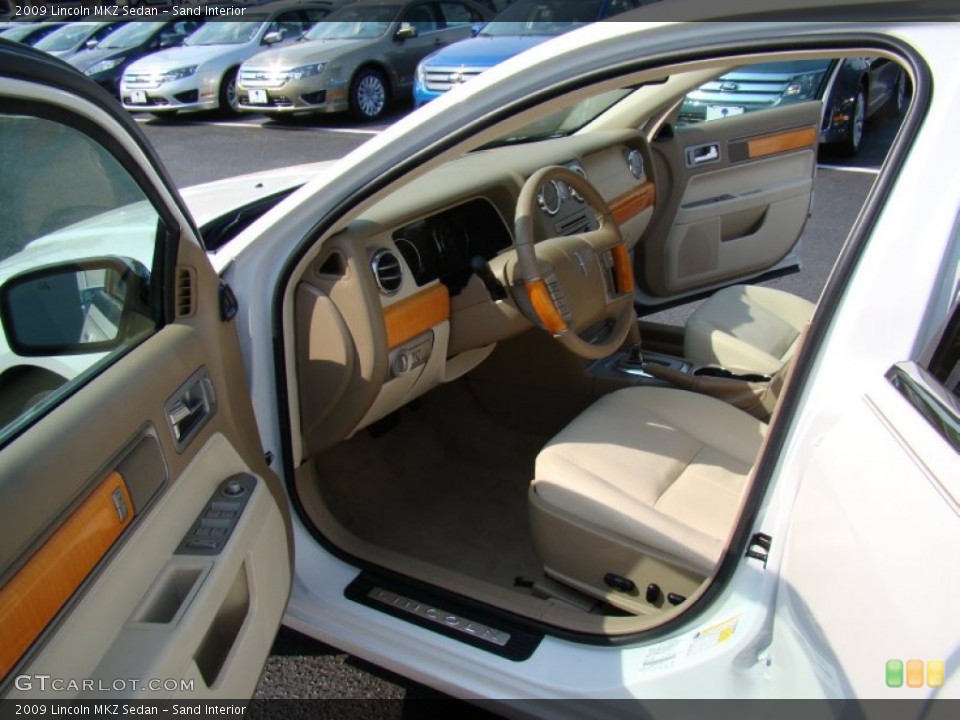 Sand Interior Photo for the 2009 Lincoln MKZ Sedan #63097571