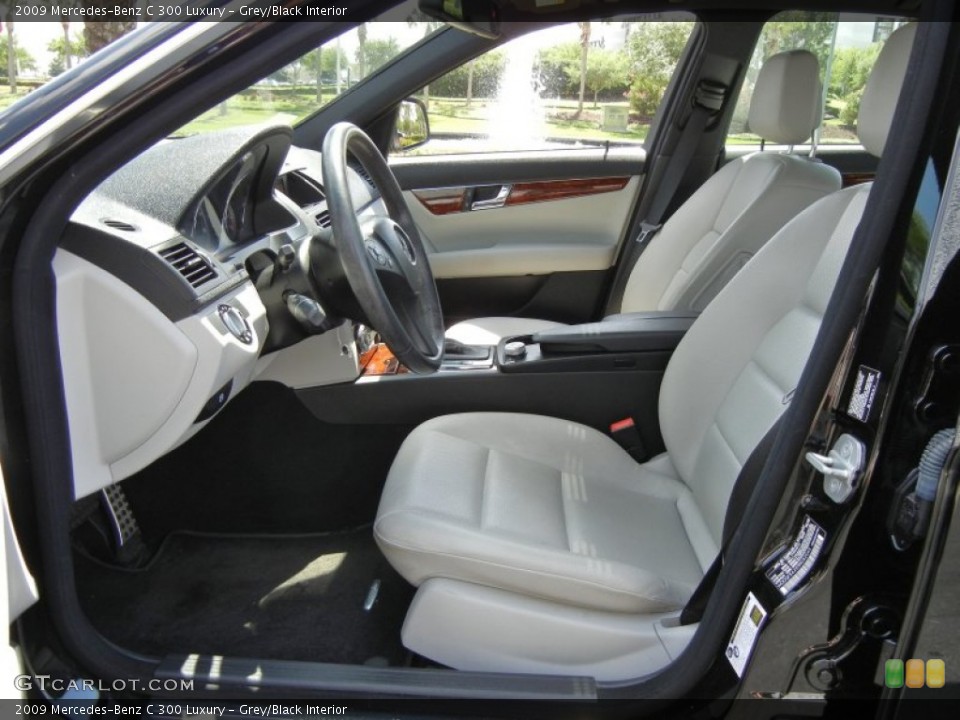 Grey/Black Interior Photo for the 2009 Mercedes-Benz C 300 Luxury #63122435