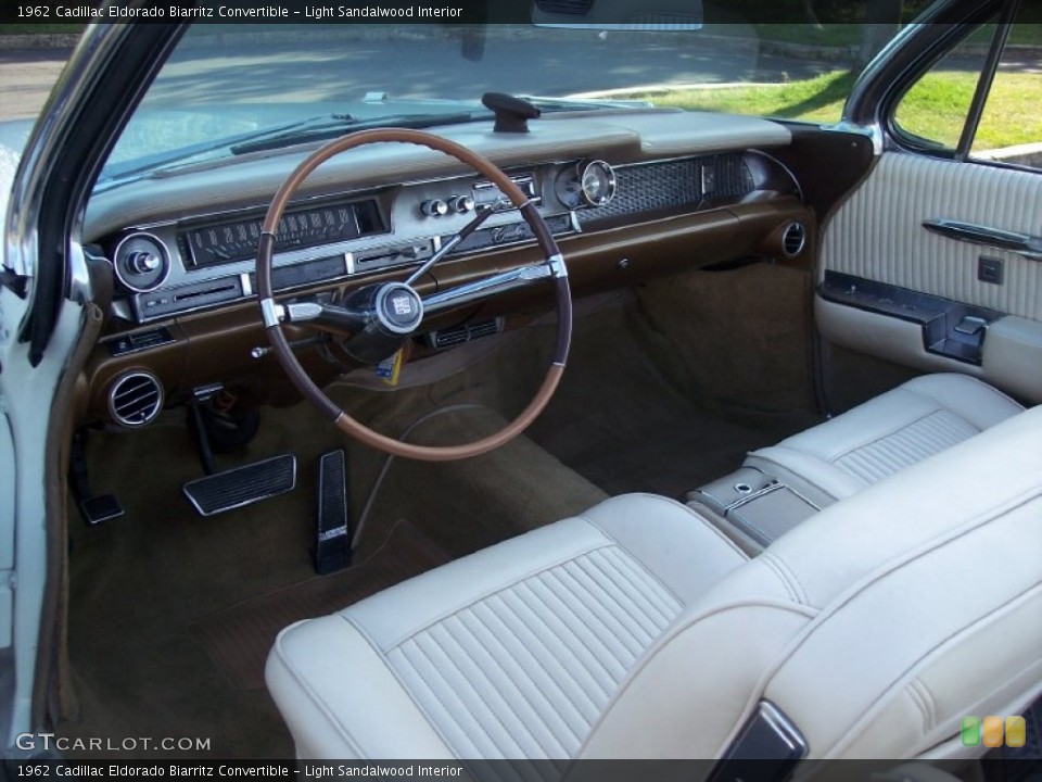 Light Sandalwood 1962 Cadillac Eldorado Interiors