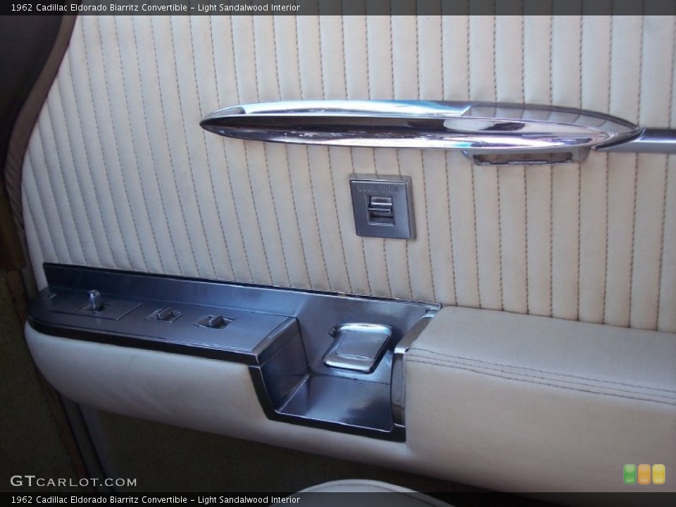Light Sandalwood Interior Controls for the 1962 Cadillac Eldorado Biarritz Convertible #63124559