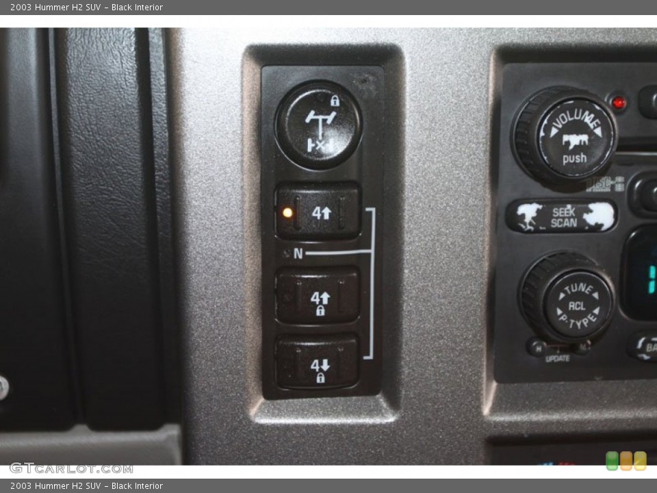 Black Interior Controls for the 2003 Hummer H2 SUV #63135118