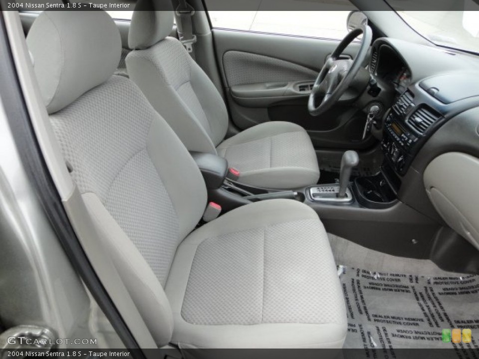 Taupe Interior Photo for the 2004 Nissan Sentra 1.8 S #63151528