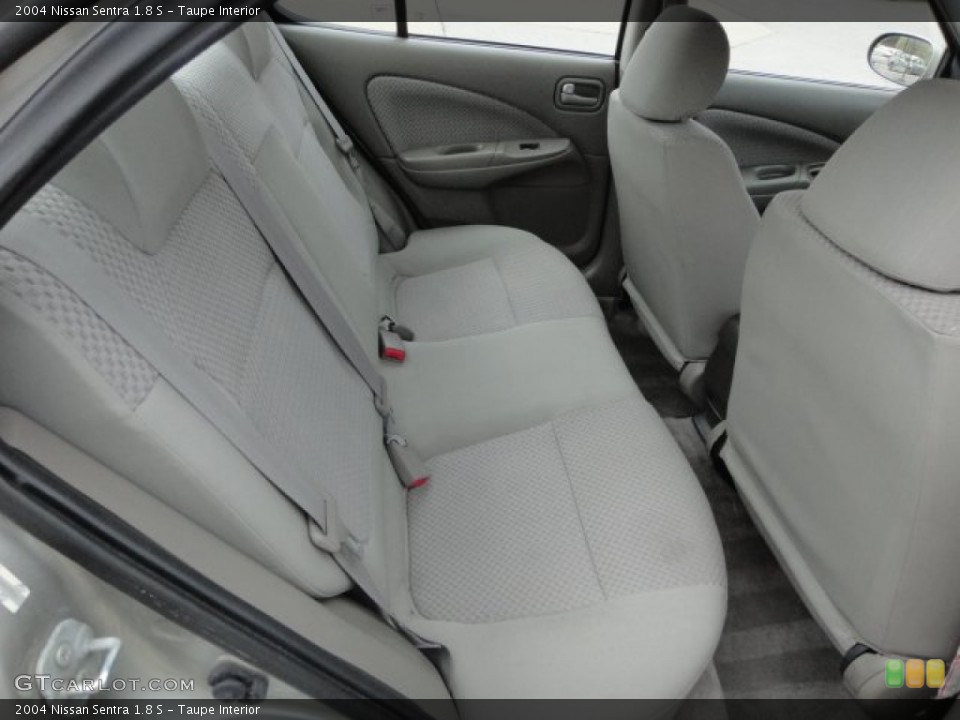 Taupe Interior Photo for the 2004 Nissan Sentra 1.8 S #63151558