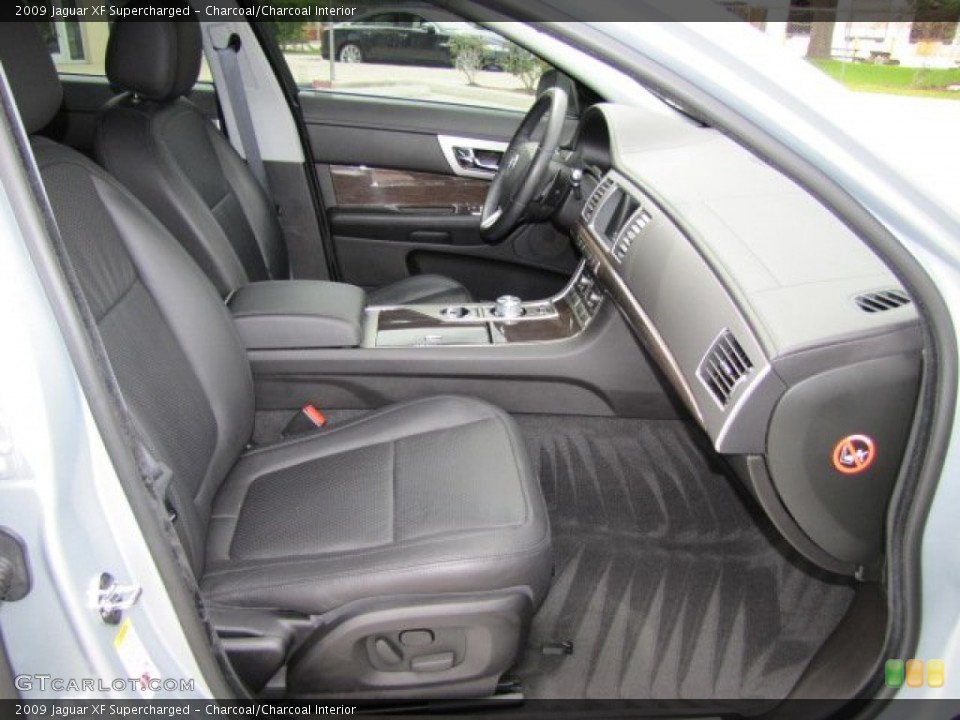 Charcoal/Charcoal Interior Photo for the 2009 Jaguar XF Supercharged #63153225