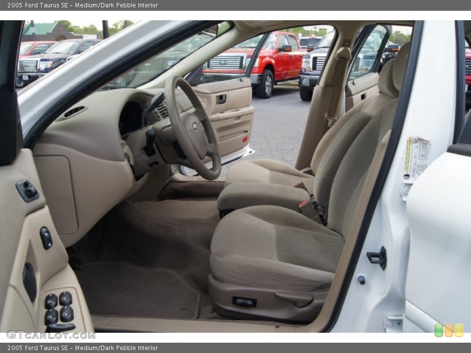 Medium/Dark Pebble Interior Photo for the 2005 Ford Taurus SE #63162001