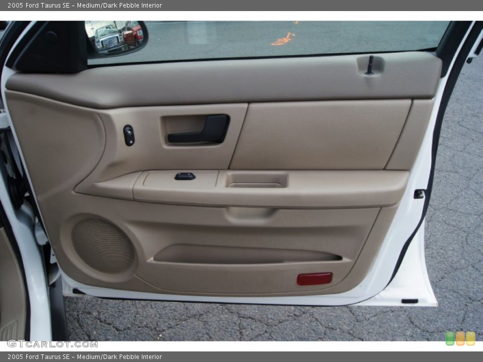 Medium/Dark Pebble Interior Door Panel for the 2005 Ford Taurus SE #63162035