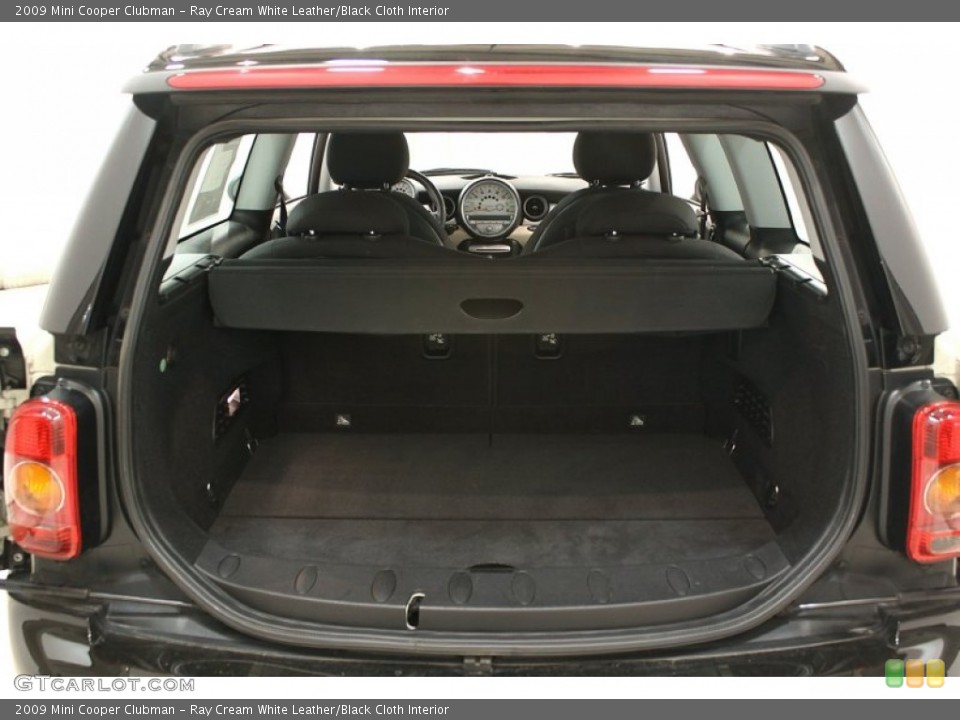 Ray Cream White Leather/Black Cloth Interior Trunk for the 2009 Mini Cooper Clubman #63164272