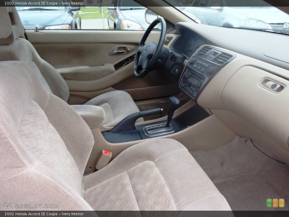 Ivory Interior Photo for the 2002 Honda Accord SE Coupe #63174241