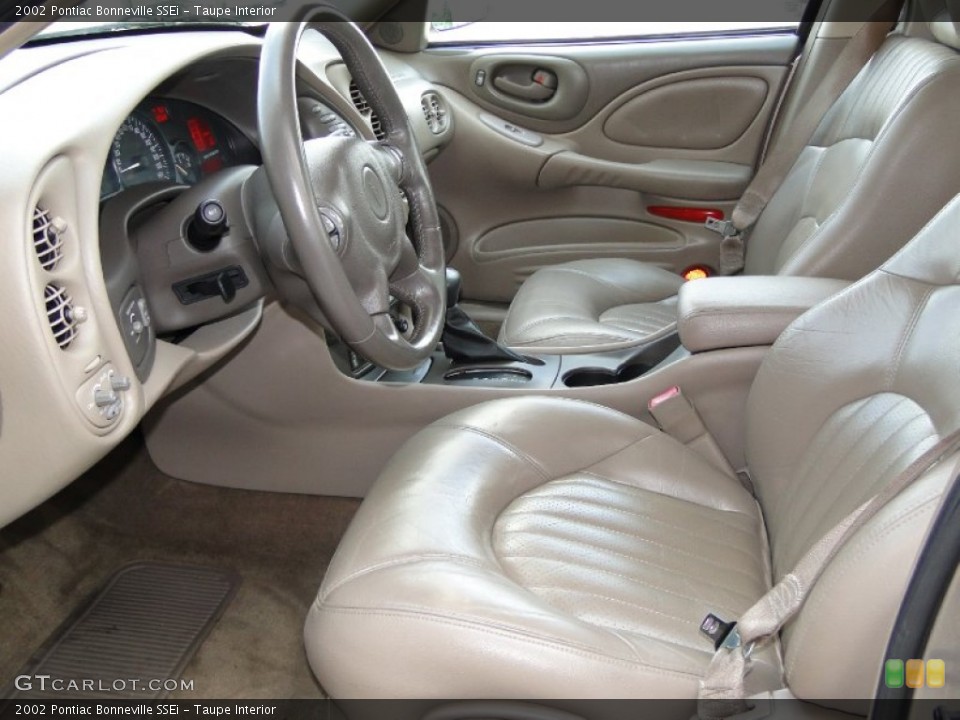 Taupe Interior Photo for the 2002 Pontiac Bonneville SSEi #63192191