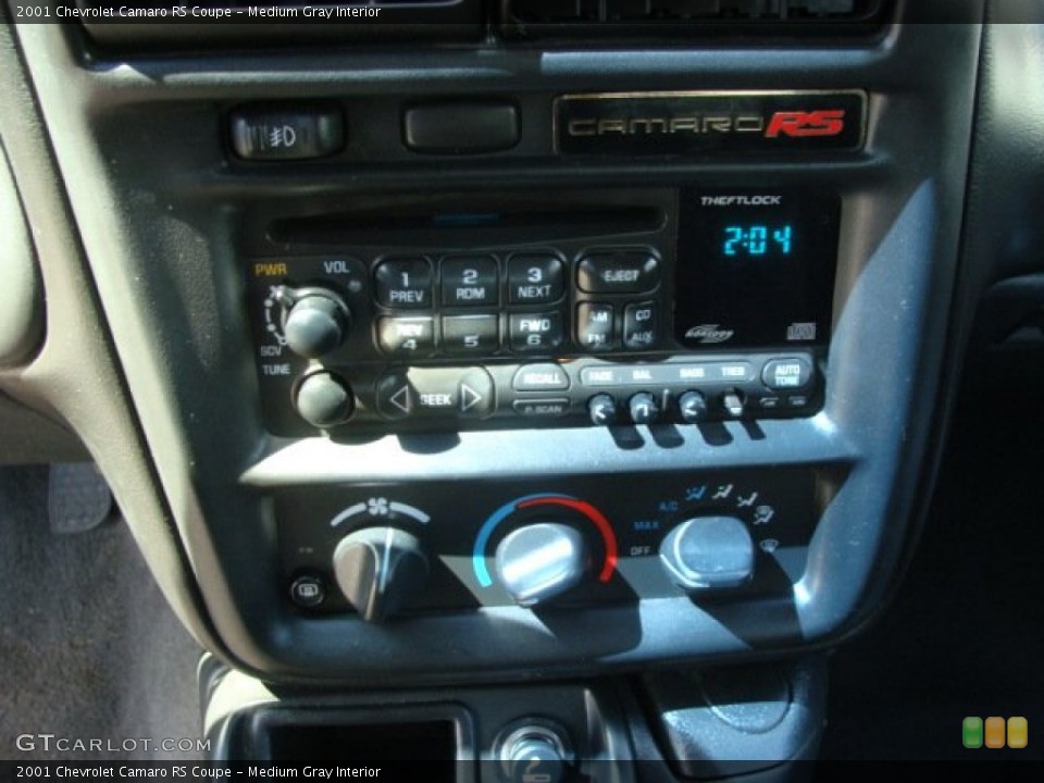 Medium Gray Interior Controls for the 2001 Chevrolet Camaro RS Coupe #63203325