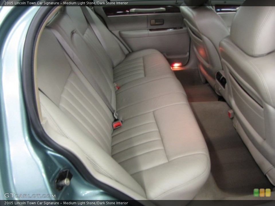 Medium Light Stone/Dark Stone Interior Rear Seat for the 2005 Lincoln Town Car Signature #63203418