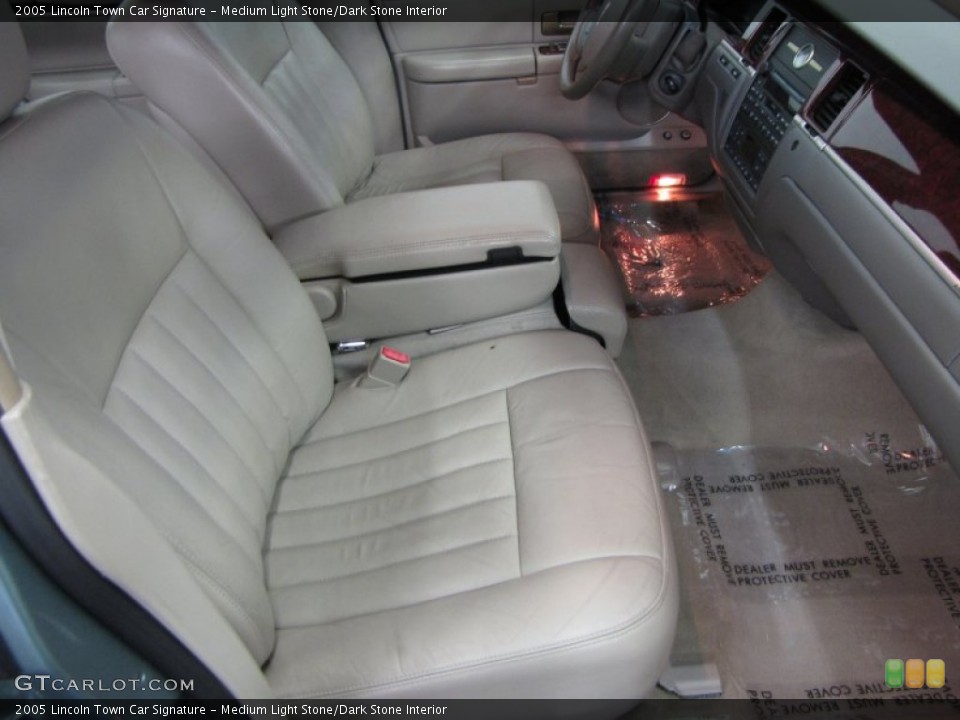 Medium Light Stone/Dark Stone Interior Front Seat for the 2005 Lincoln Town Car Signature #63203428