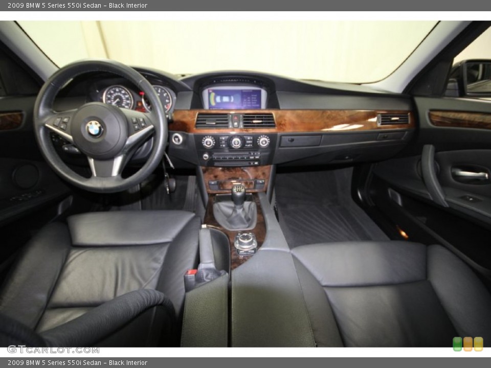 Black Interior Dashboard for the 2009 BMW 5 Series 550i Sedan #63207138