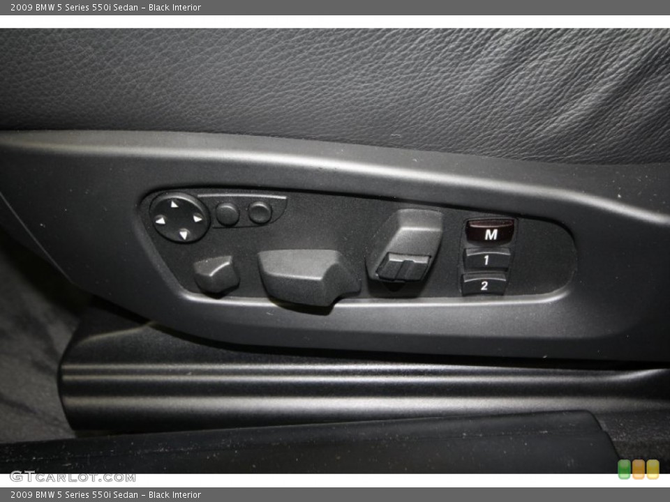 Black Interior Controls for the 2009 BMW 5 Series 550i Sedan #63207273