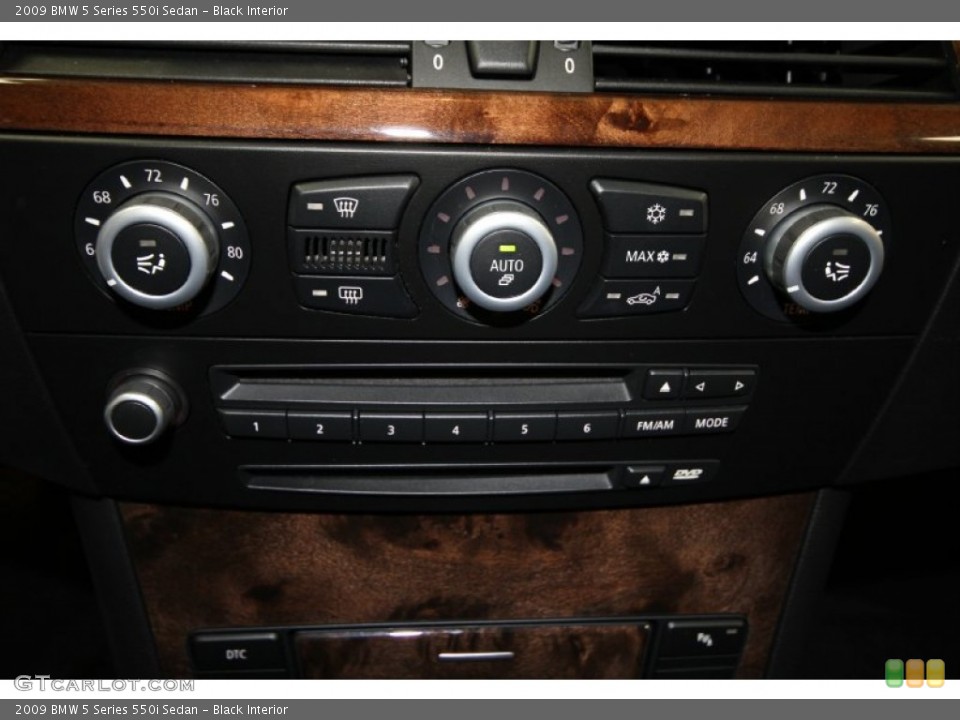 Black Interior Controls for the 2009 BMW 5 Series 550i Sedan #63207307