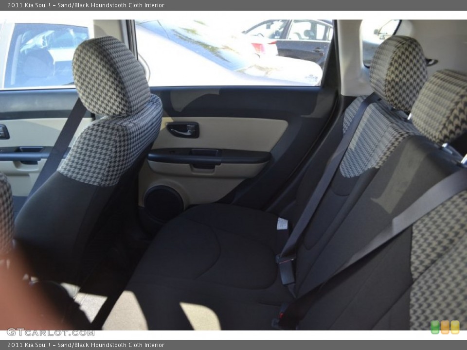 Sand/Black Houndstooth Cloth Interior Rear Seat for the 2011 Kia Soul ! #63218712