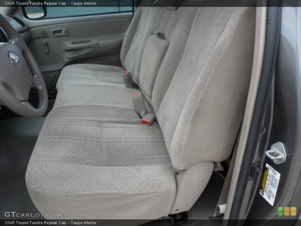 Taupe Interior Photo for the 2006 Toyota Tundra Regular Cab #63227464