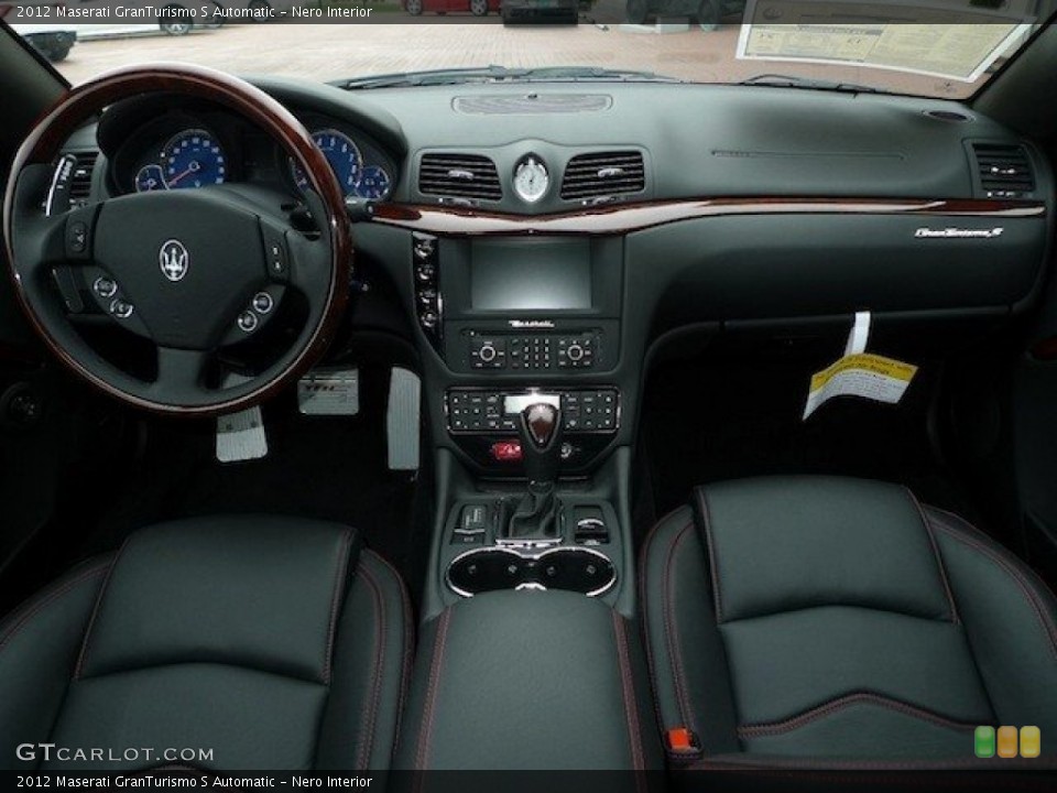 Nero Interior Dashboard for the 2012 Maserati GranTurismo S Automatic #63233955