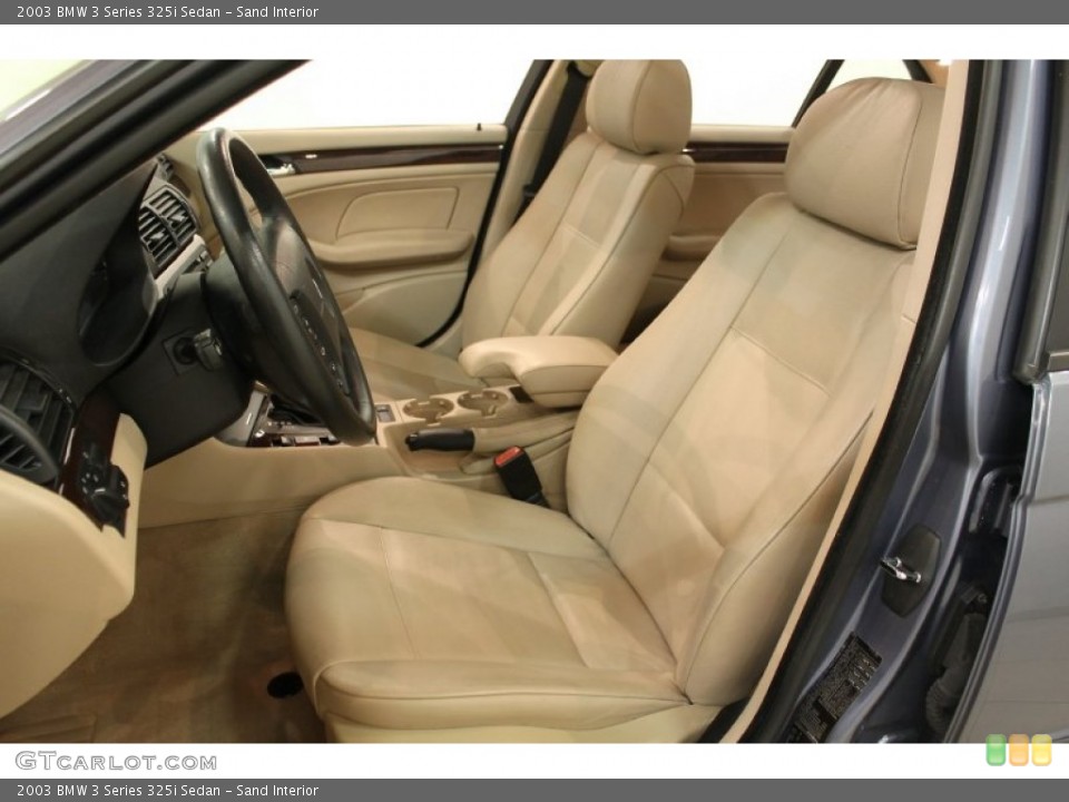 Sand Interior Photo for the 2003 BMW 3 Series 325i Sedan #63236610
