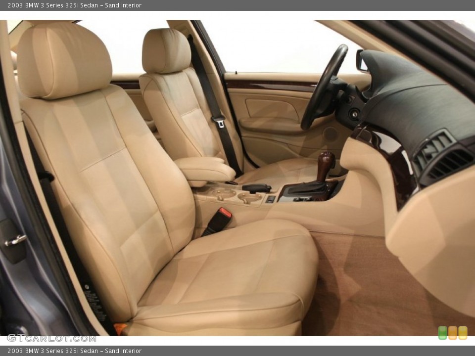 Sand Interior Photo for the 2003 BMW 3 Series 325i Sedan #63236664