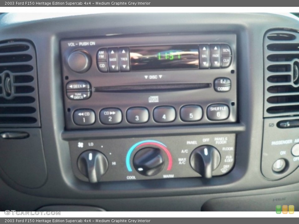 Medium Graphite Grey Interior Controls for the 2003 Ford F150 Heritage Edition Supercab 4x4 #63246577