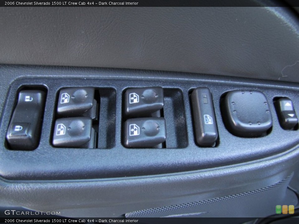 Dark Charcoal Interior Controls for the 2006 Chevrolet Silverado 1500 LT Crew Cab 4x4 #63250984
