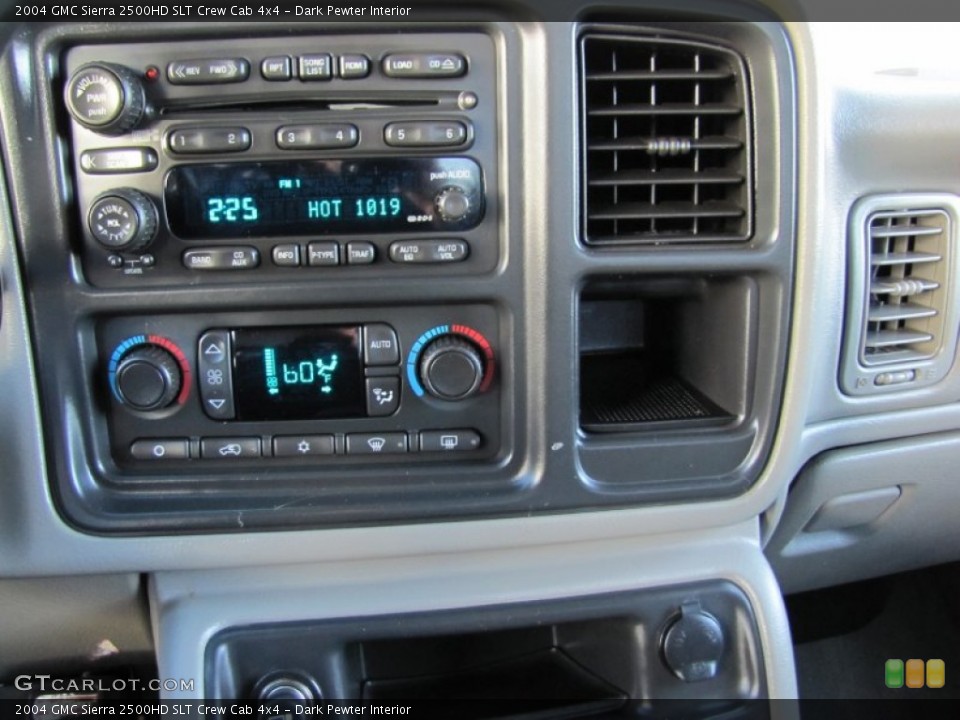 Dark Pewter Interior Controls for the 2004 GMC Sierra 2500HD SLT Crew Cab 4x4 #63252221