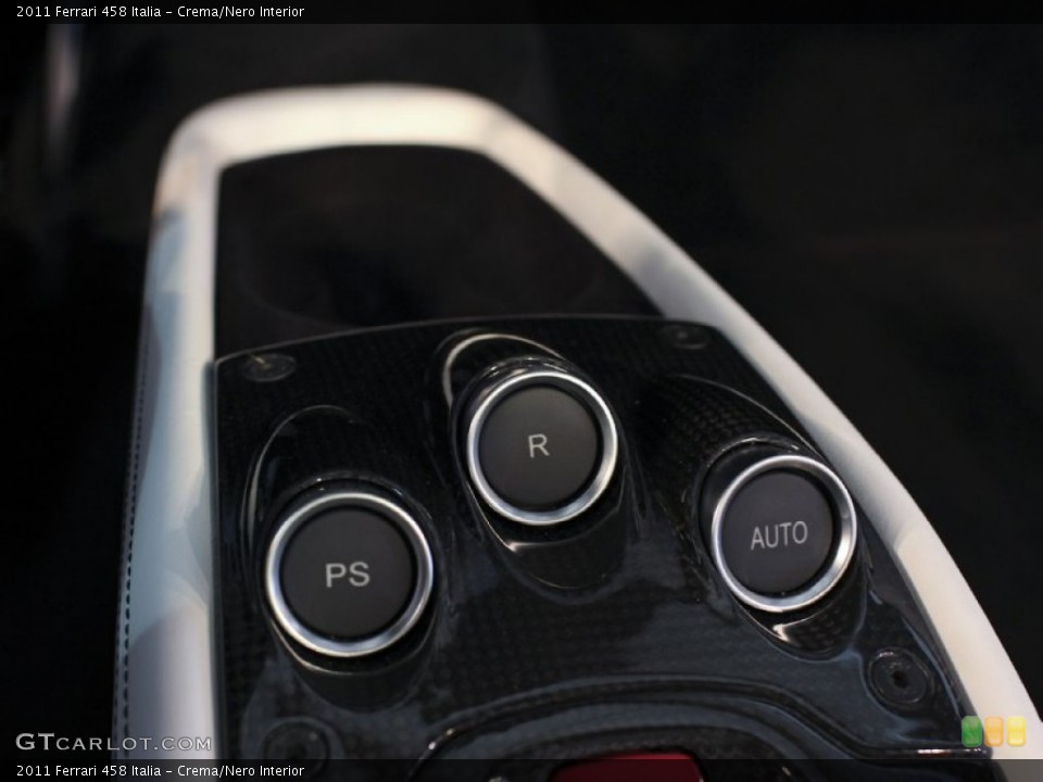 Crema/Nero Interior Transmission for the 2011 Ferrari 458 Italia #63253489