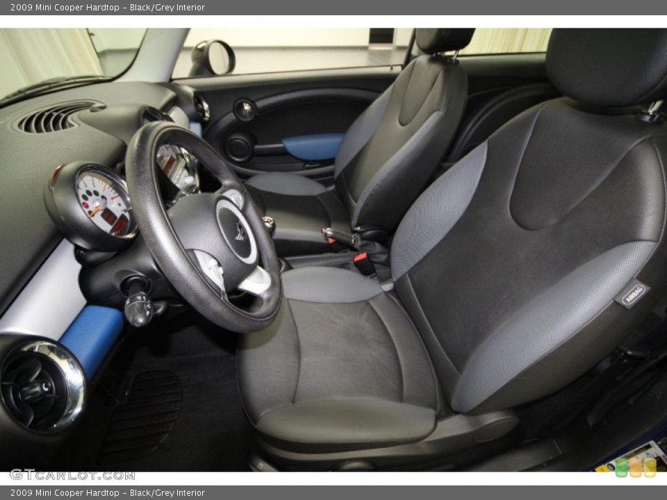 Black/Grey Interior Photo for the 2009 Mini Cooper Hardtop #63266987