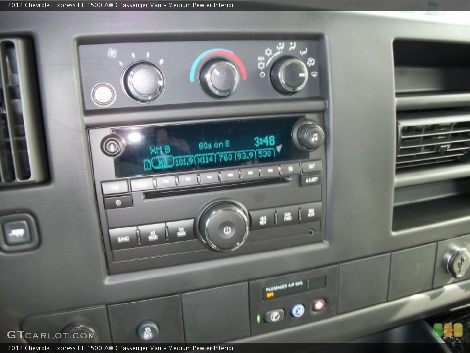 Medium Pewter Interior Controls for the 2012 Chevrolet Express LT 1500 AWD Passenger Van #63267334