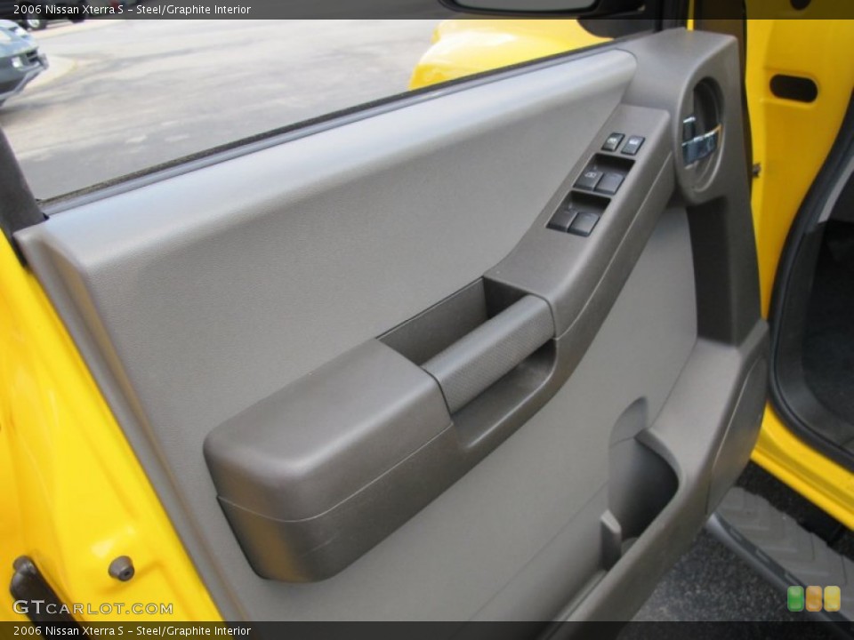 Steel/Graphite Interior Door Panel for the 2006 Nissan Xterra S #63275065