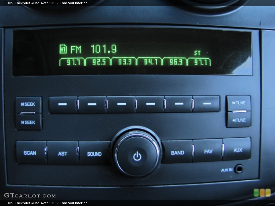 Charcoal Interior Audio System for the 2009 Chevrolet Aveo Aveo5 LS #63334495