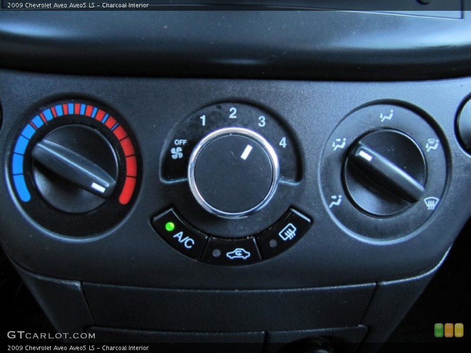 Charcoal Interior Controls for the 2009 Chevrolet Aveo Aveo5 LS #63334504