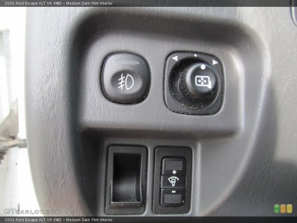 Medium Dark Flint Interior Controls for the 2003 Ford Escape XLT V6 4WD #63334564