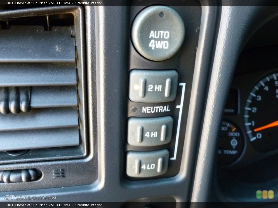Graphite Interior Controls for the 2001 Chevrolet Suburban 2500 LS 4x4 #63336293