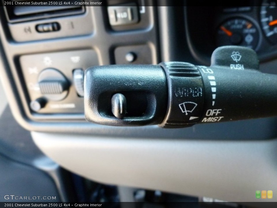 Graphite Interior Controls for the 2001 Chevrolet Suburban 2500 LS 4x4 #63336299