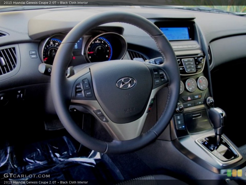 Black Cloth Interior Photo for the 2013 Hyundai Genesis Coupe 2.0T #63349112