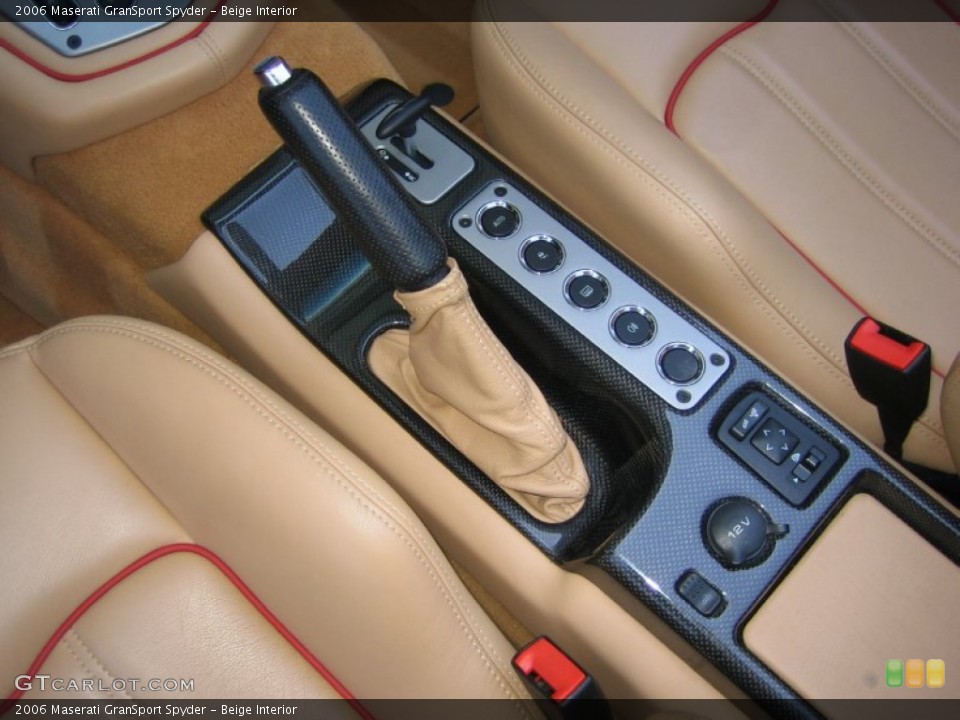 Beige Interior Controls for the 2006 Maserati GranSport Spyder #63349325