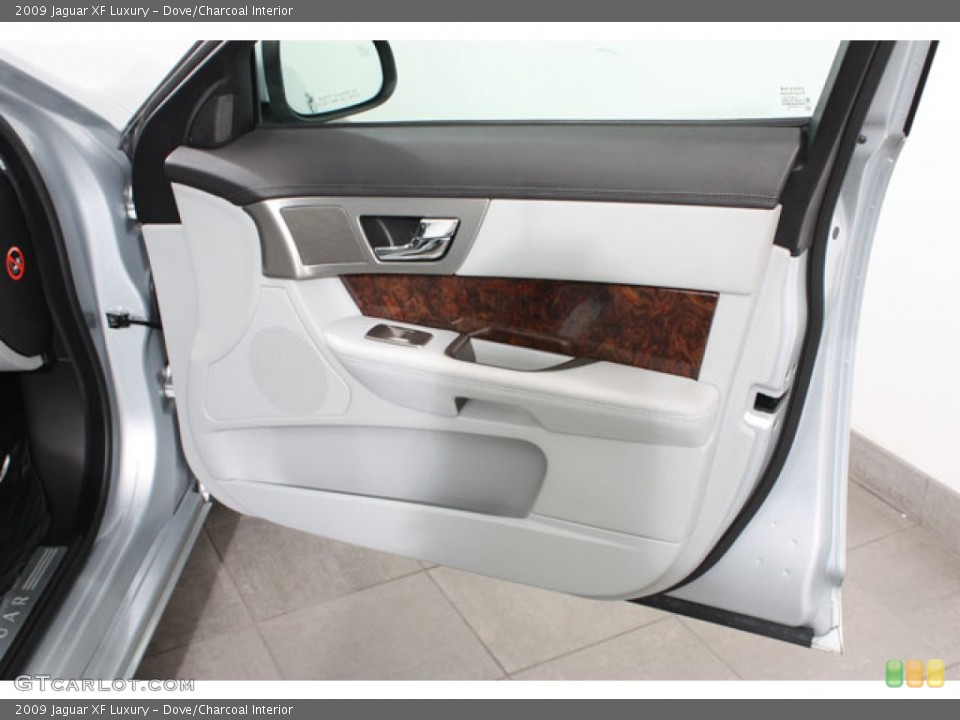 Dove/Charcoal Interior Door Panel for the 2009 Jaguar XF Luxury #63354134